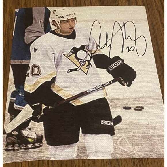 Pittsburgh Penguins Gold Rally Towel Autographed Signed #20 Colby Armstrong Pens - Picture 10 of 11